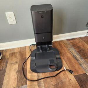 iRobot Roomba i1 i3 i4 i6 i7 i8 Clean Base Automatic Dirt Disposal Dock ADE-N1